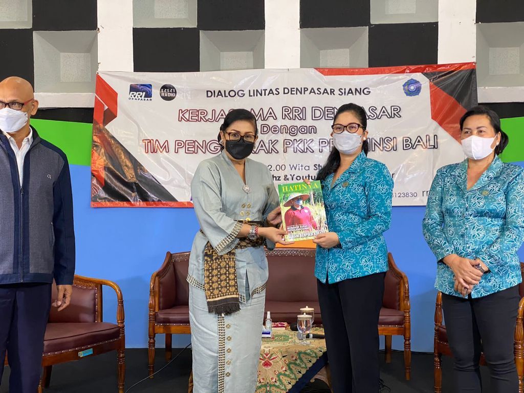 podiumnews.com-PKK Tabanan Kuatkan Sinergitas dengan PKK Provinsi